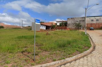 Sinalização na Villa Di Alberi!