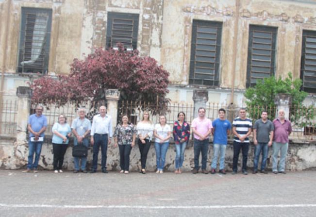 Escola Paulo Thomaz da Silva. 